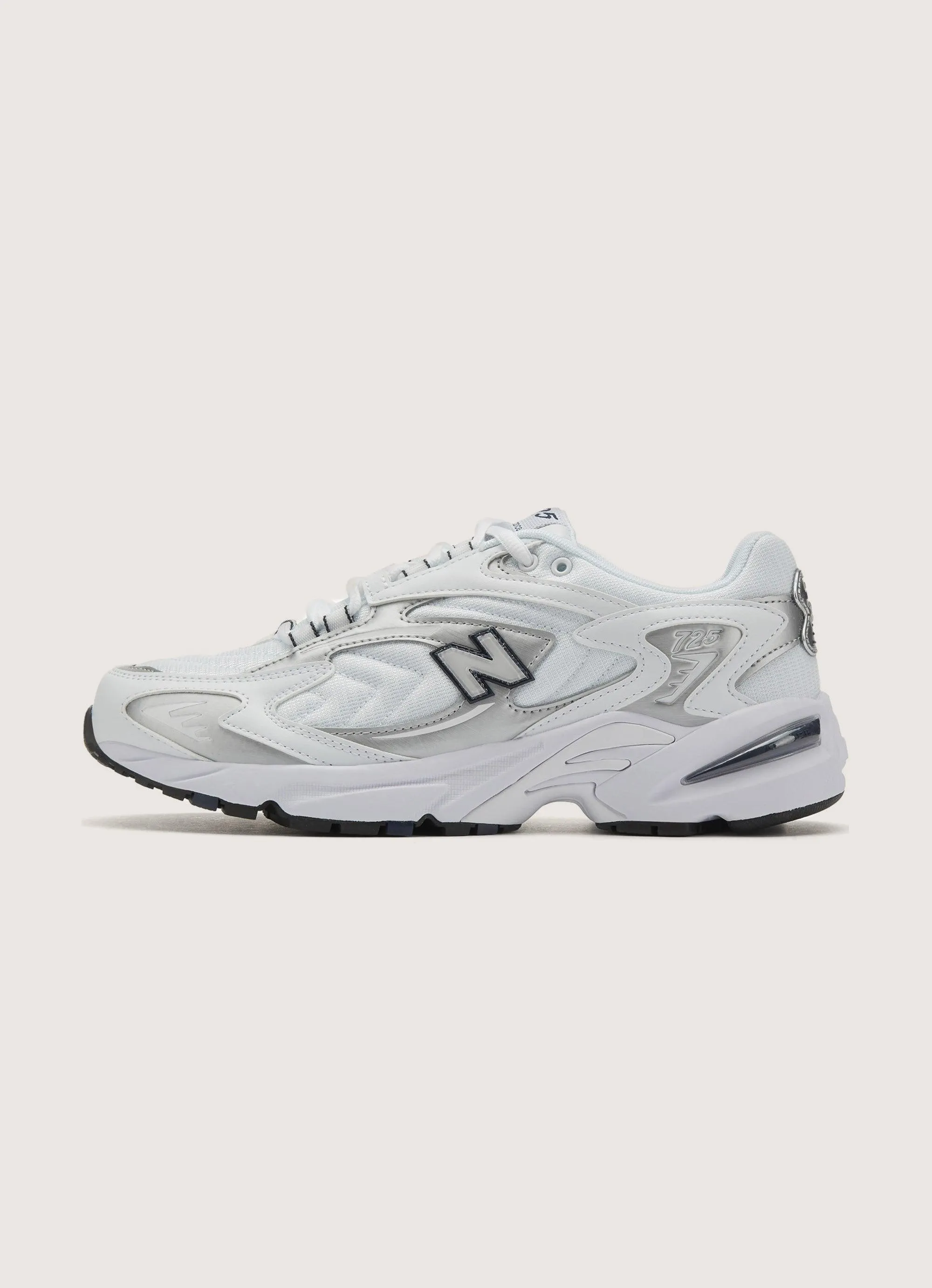 725 Sneaker - Metallic Silver