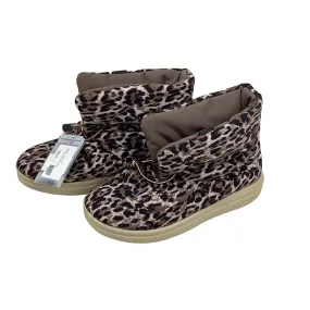 Animal Print Boots Ankle Flats Hey Dude, Size 10