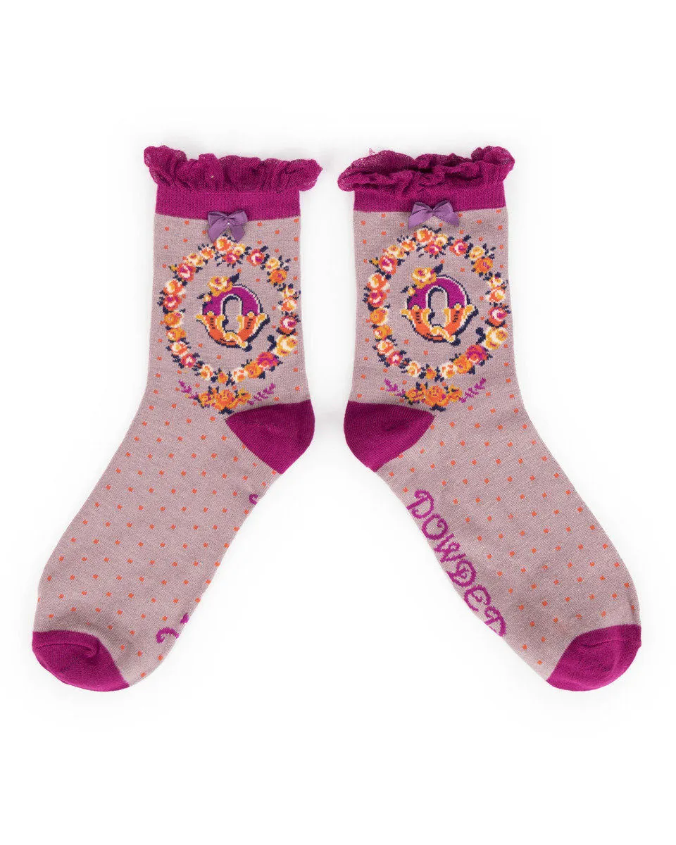 Powder - Alphabet socks Q